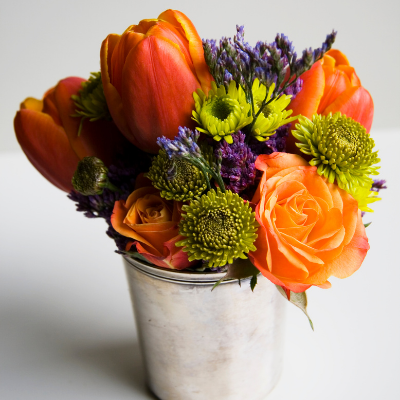 100 Blooms of Peruvian Lilies with Vase and Chocolates